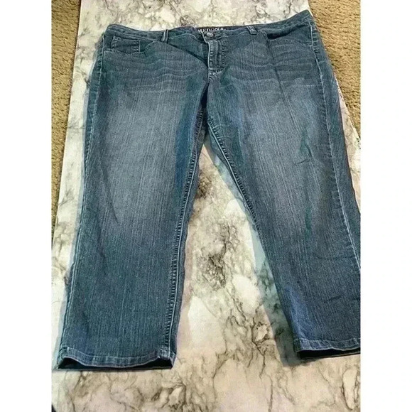 MERONA SIZE 18 R CROP PANTACOURT JEAN - Picture 4 of 5